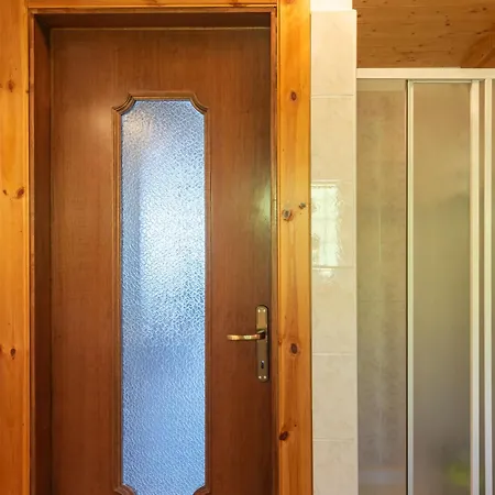 Roby By Interhome Dosso del Liro