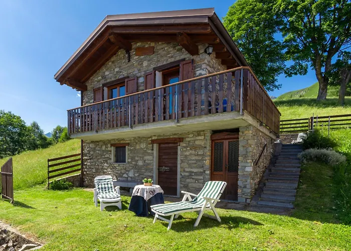 Roby By Interhome Prázdninový dům Dosso del Liro